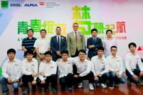 Engel China levert eerste zelfopgeleide lichting technici af 