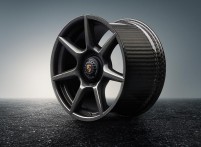 Hightech wereldprimeur: Porsche lanceert gevlochten carbonwiel