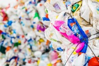 Grote producenten investeren in kunststof recycling 