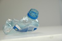 Iceland supermarkt geeft 10 pence voor plastic fles 