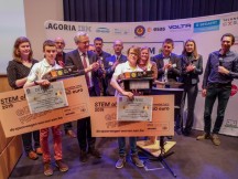 Dylan Lejeune en Laurens Ledeganck hebben de finale van de negende editie van de Vlaamse STEM-Olympiade gewonnen
