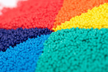 Teknor Apex brengt kleur in duurzame thermoplastics van UBQ Materials